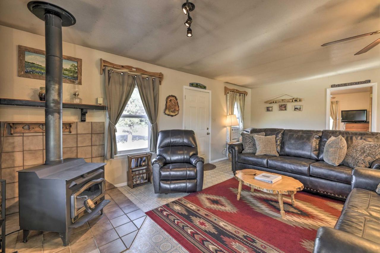 Quiet Pagosa Springs Cabin Lake And Mountain Views! Εξωτερικό φωτογραφία